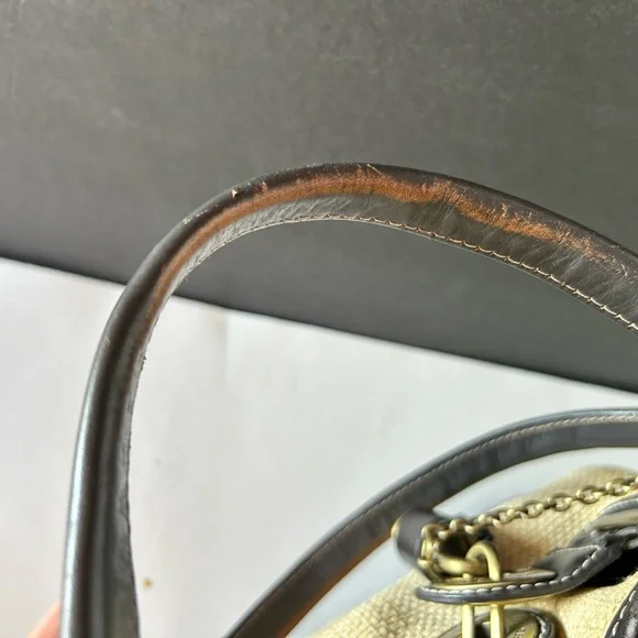 Stylish Tan and Black Women's Handbag - Picture 9 of 12